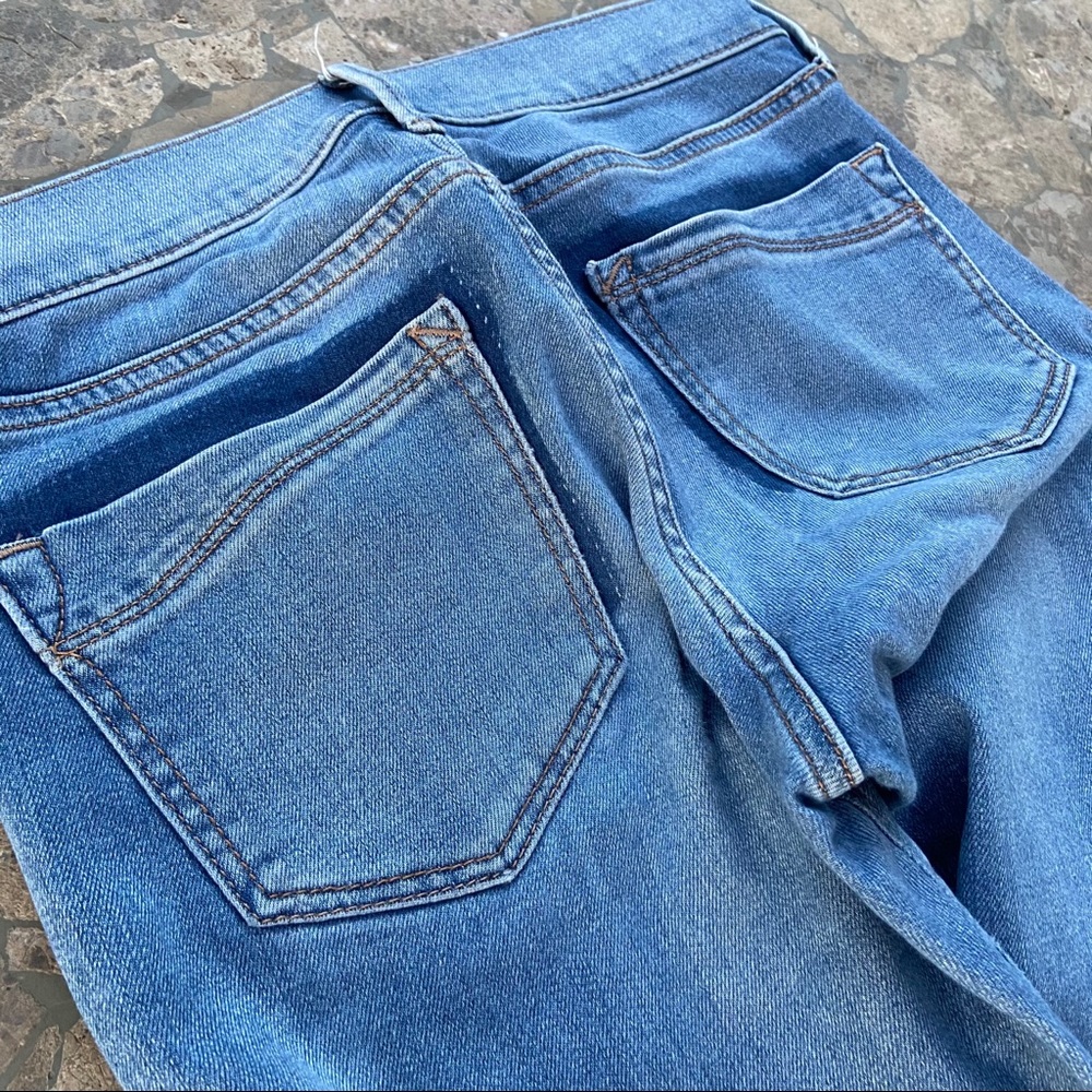 Mid Rise Express Jeans - Picture 2 of 4